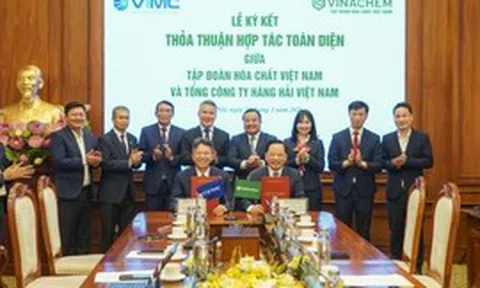 Vinachem và Tổng công ty Hàng hải Việt Nam ký kết thỏa thuận hợp tác toàn diện