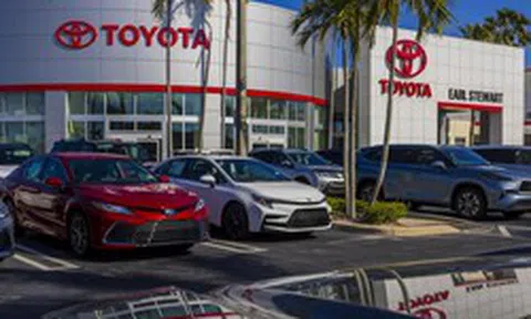 Ngành ô tô gióng hồi chuông cảnh báo, 3 triệu lao động đứng trước tương lai bất định: Chuyện gì xảy ra với Toyota, Honda, GM?