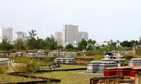 Đà Nẵng tính toán di dời gần 400.000 ngôi mộ để tái thiết đô thị, phát triển hạ tầng ven biển