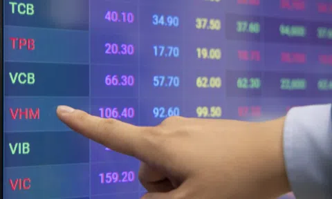 32 cổ phiếu dự báo hút dòng tiền tỷ USD sau khi thị trường nâng hạng