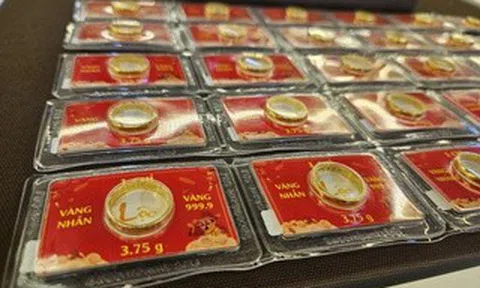 Cuối ngày 7-4, giá vàng miếng SJC, vàng nhẫn giảm nhanh, ngược dòng thế giới