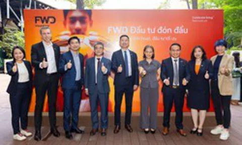 Lãi ròng tăng 6 lần dưới thời CEO gốc Việt, đế chế bảo hiểm của gia đình tỷ phú Lý Gia Thành "tung chiêu" mới tại Việt Nam