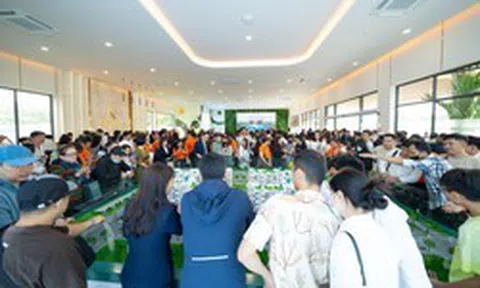 “Chen chân” tham quan căn hộ mẫu K-Home Avenue