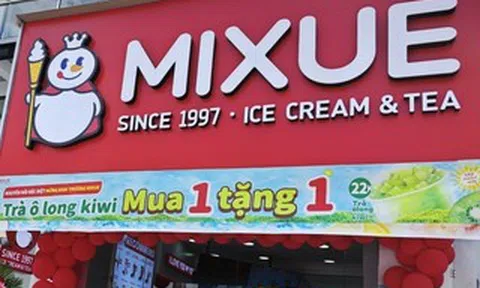 Thấy gì từ việc chuỗi trà sữa Mixue đóng hàng trăm cửa hàng?