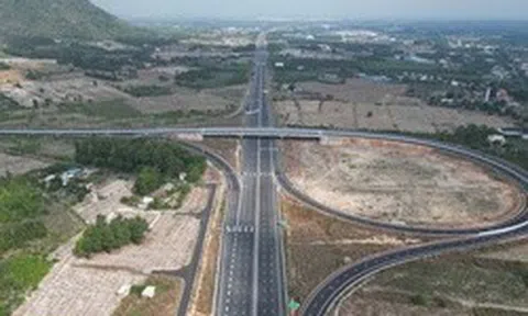 Thông xe hơn 37 km cao tốc Biên Hòa – Vũng Tàu vào đêm 29-4
