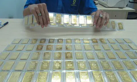Giá vàng miếng SJC và vàng nhẫn xuống thấp nhất trong vòng 3 tháng