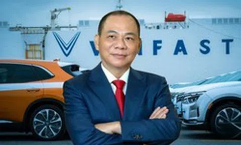 'Cơn sóng thần' từ VinFast khiến trùm cầm đồ 468.975 xe máy phải thay đổi, vua xe sang xoay trục, đại gia xăng dầu gấp rút mở trạm sạc