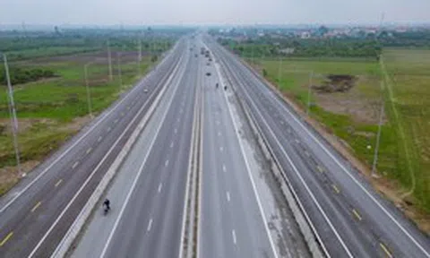Việt Nam có một tuyến đường rộng kỷ lục 14 làn xe, kết nối 2 cao tốc trị giá 2,4 tỷ USD