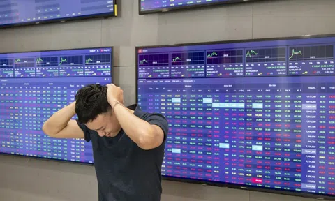 VN-Index được 'giải cứu' phút cuối