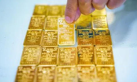 Giá vàng hôm nay 1-6: Vừa mở cửa, vàng và bạc cùng đi xuống
