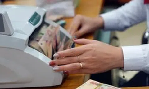 Cựu nhân viên ngân hàng bị truy tố vì ‘tiếp tay’ cho lừa đảo