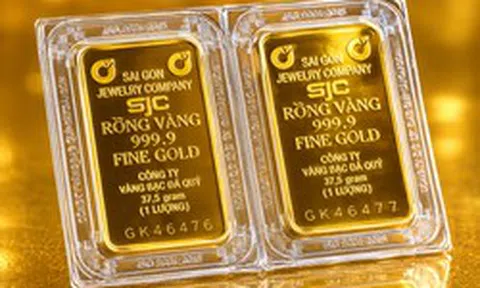 Phiên giao dịch khó tin của vàng: 1 ngày, giá tăng gần 10 triệu đồng/lượng