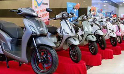 Hà Nội miễn vé xe buýt Vành đai 1, hỗ trợ hộ nghèo đến 20 triệu đồng mua xe điện