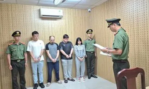 Phát hiện nhóm người Trung Quốc thuê khách sạn dự định lập ổ lừa đảo tại TP HCM