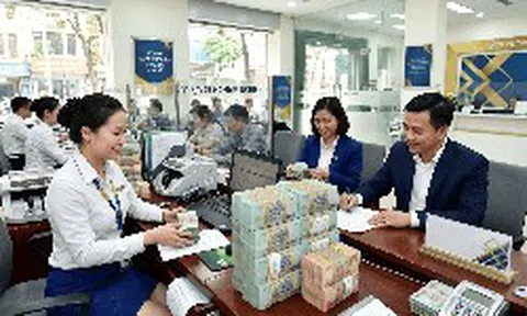 "Tháo van" tín dụng: Ngân hàng Nhà nước phát tín hiệu bơm 1,5 triệu tỷ đồng