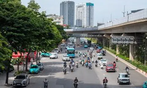 Tuyến đường huyết mạch phía Tây Hà Nội khoác diện mạo mới sau khi dỡ lô cốt