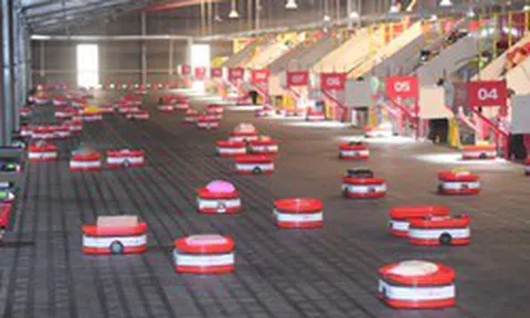 Viettel Post xuất khẩu robot sang Hàn Quốc: Tự chủ công nghệ từ A-Z, năng suất đạt 1.000 bưu phẩm/người/giờ