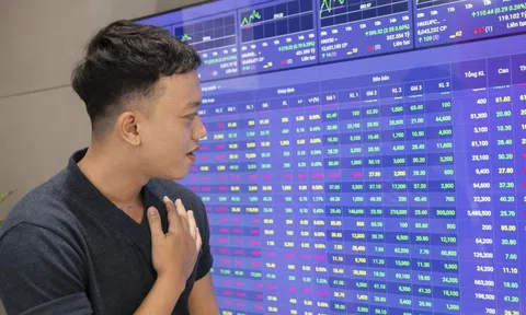Nhà đầu tư nước ngoài đang 'bán' mạnh chứng khoán Việt Nam