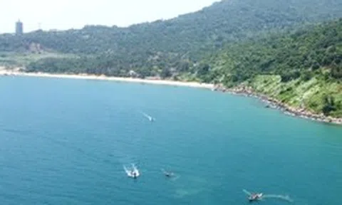 Quên gài khóa an toàn khiến du khách rơi khỏi dù lượn, tử vong: Phi công và công ty bồi thường bao nhiêu?
