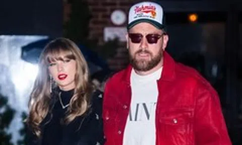 Tiết lộ hiếm hoi về 'hôn lễ thế kỉ' của Taylor Swift