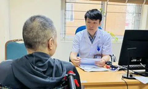 Bác sĩ bất lực nhìn người bệnh có nguy cơ hỏng thận vẫn quyết xin về uống thuốc nam