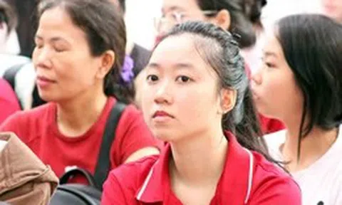 Đang đăng ký nguyện vọng, một trường cao đẳng đã cho 300 tân sinh viên nhập học