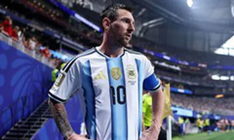 Vượt mặt Maradona, Messi trở thành ‘vua kiến tạo’ World Cup