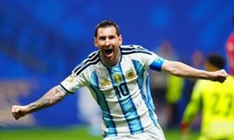 Các chuyên trang bóng đá công bố những thông số lạ lùng về Messi