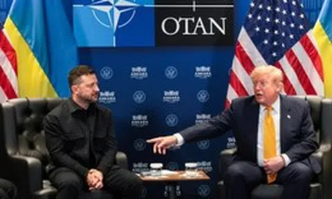 Ông Trump 'bật đèn xanh' cho Ukraine tự sản xuất tên lửa Patriot