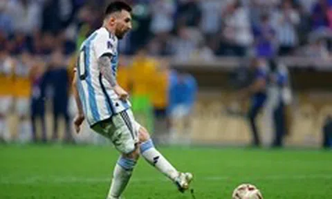 Argentina ra thông báo quan trọng về chuyện sút phạt đền của Messi