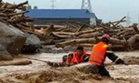 Mưa lũ ở Mường Than khiến 6 người nghi mất tích, 1 người chết