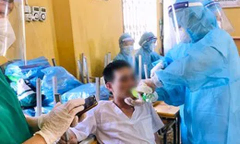 58% bị kiệt sức, nhân viên y tế vẫn mắc 'hội chứng siêu nhân'