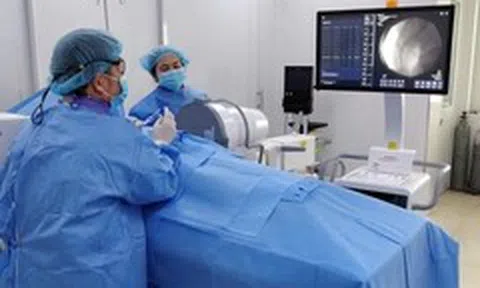 Bệnh nhân đau mãn tính vui vì có kỹ thuật giảm đau hiệu quả