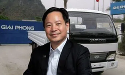 Doanh thu một quý chỉ 140 triệu đồng, công ty ô tô của đại gia Nguyễn Duy Kiên kỳ vọng xoay chuyển bằng đơn hàng 1.000 xe điện