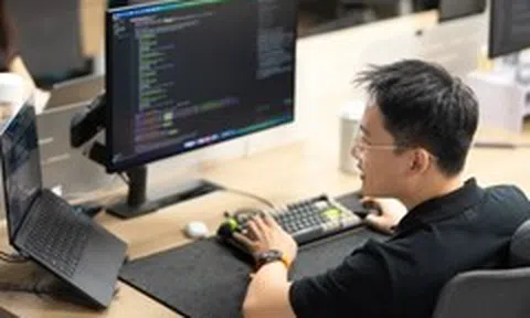 Cổ phiếu trụ đồng loạt khởi sắc, VN-Index lấy lại 1.700 điểm