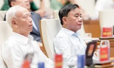 Bộ Chính trị: Sẽ thí điểm cơ chế Nhà nước mua lại dự án nhà ở thương mại không còn khả năng thực hiện