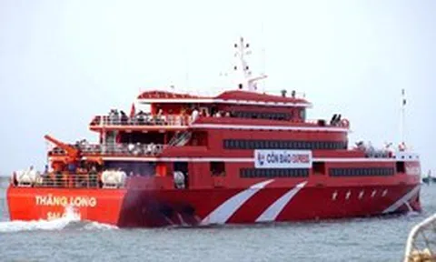 Gặp sự cố bất ngờ, tàu cao tốc Vũng Tàu - Côn Đảo phải quay đầu