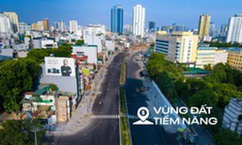Đường đắt nhất hành tinh 3,5 tỷ mỗi mét đã thông xe kỹ thuật, người dân hai bên đường tấp nập sửa nhà, chuẩn bị mở cửa hàng