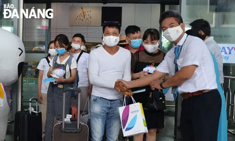 Khởi động du lịch an toàn