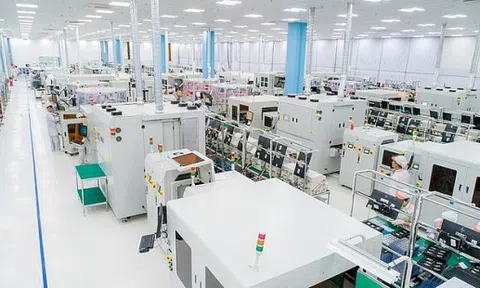 Các chuyên gia nói gì về thông tin điện thoại của VinSmart 'đổ bộ' vào Mỹ?