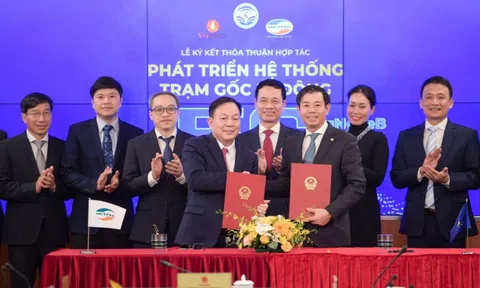 Viettel và Vingroup hợp tác phát triển trạm thu phát sóng 5G