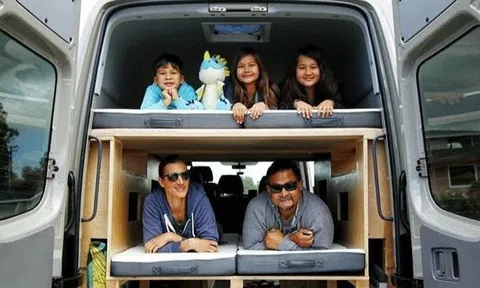 Vợ chồng 12 năm đưa con du lịch khắp thế giới