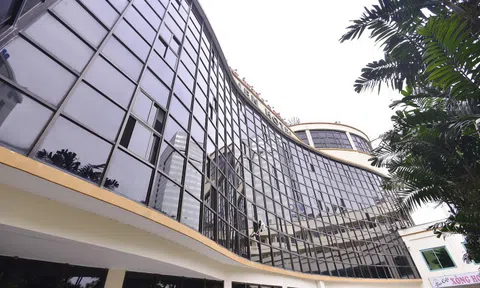 Công ty của bầu Thụy thế chấp vốn khách sạn Kim Liên