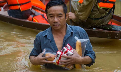 Đoàn cứu trợ tố khách sạn ở Huế làm ăn không trung thực