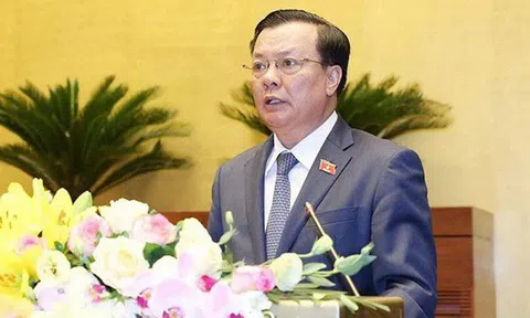 Chính phủ đề nghị chưa tăng lương cơ sở năm 2021