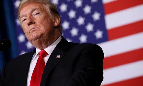 Chiến dịch của ông Trump gặp khủng hoảng tiền mặt