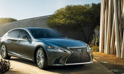 Bảng giá xe Lexus LS cuối tháng 10/2020 mới nhất