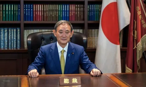 Thủ tướng Nhật Bản Suga Yoshihide và Phu nhân bắt đầu thăm chính thức Việt Nam