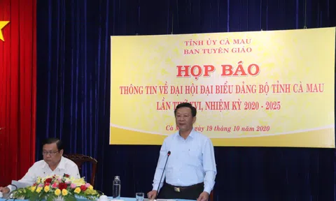 Cà Mau không nhận hoa chúc mừng Đại hội Đảng bộ tỉnh lần thứ XVI