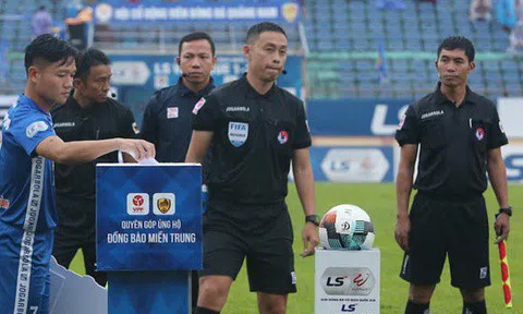 CLB Nam Định: 'Sao sai sót cứ vô tình rơi vào đội chúng tôi?'